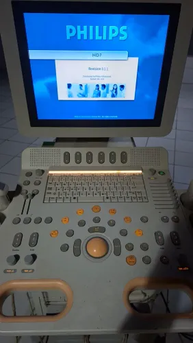 Ultrassom Philips HD7