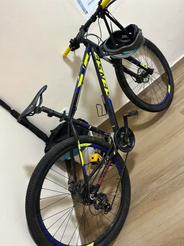 Bicicleta sense one aro29 toda shimano novinha