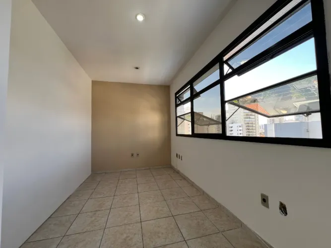Conjunto comercial para venda em Bosque da Saúde, 40m²
