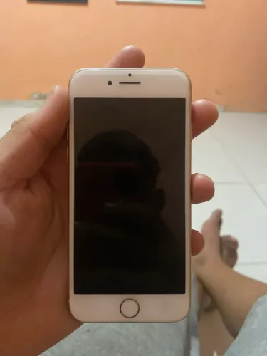 iPhone 8