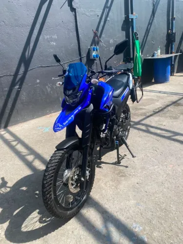 Xtz Lander, muito bem conservada, moto de garagem