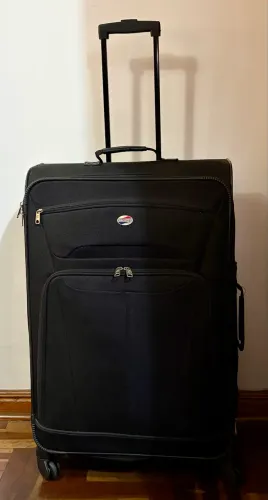 Mala de Viagem 32KG American Tourister em Ótimas Condições