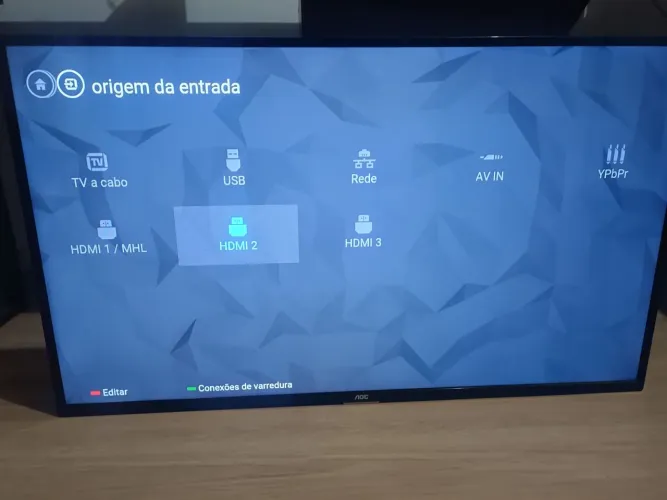 Smart TV 42" LED em Perfeito Estado - Desapego!
