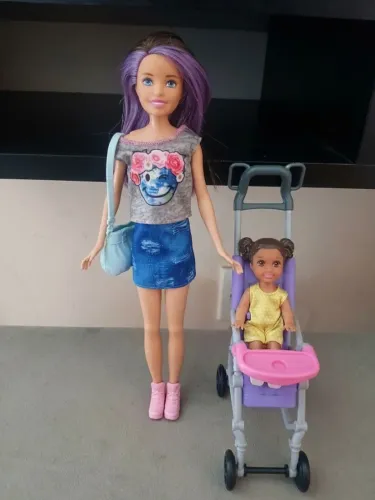 conjunto de brinquedos de babá barbie com boneca skipper