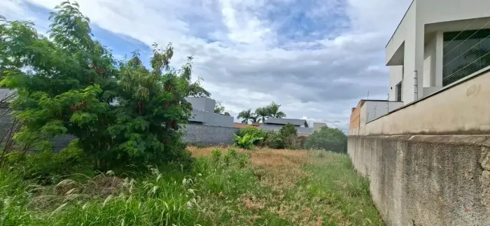 Lote a venda no Anápolis City, excelente, rua sem saida, murado 100%