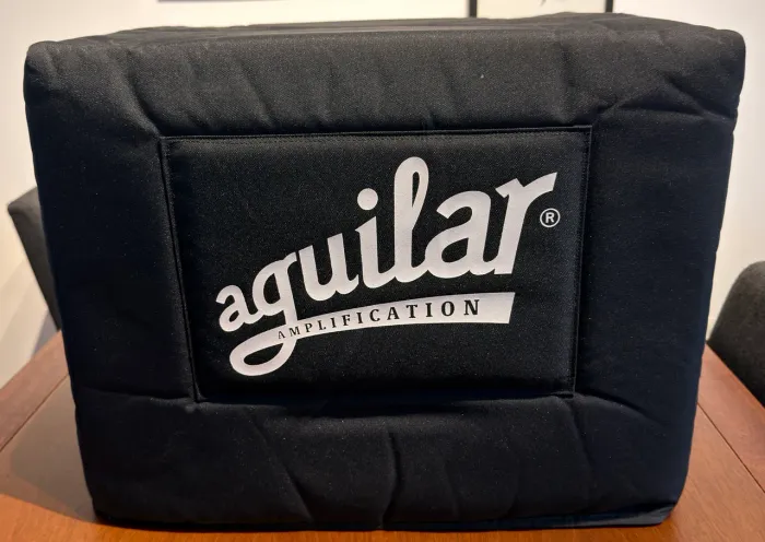 Caixa aguilar SL 112 preta com capa - único dono