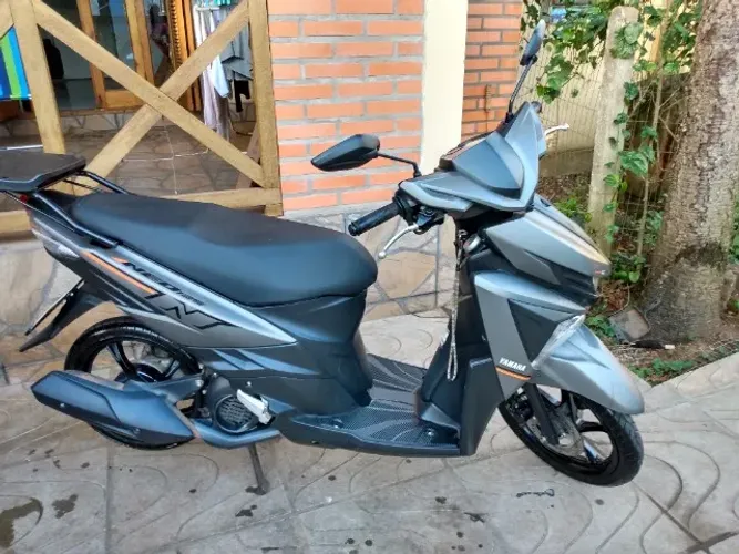 Yamaha Neo 125cc Automática (2017/2018) - Único Dono