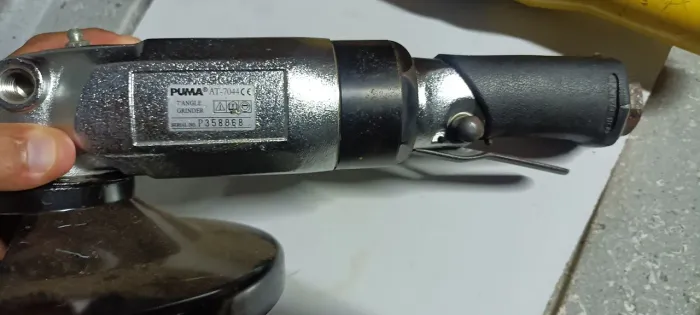 Puma AT-7044 (Esmerilhadeira Pneumática 7")