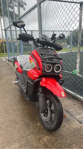 Vendo Moto Elétrica Scooter Tank 