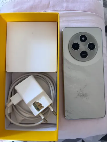 Celular Poco 75
