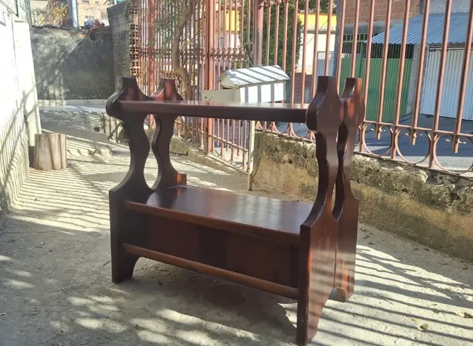 Estante madeira maciça