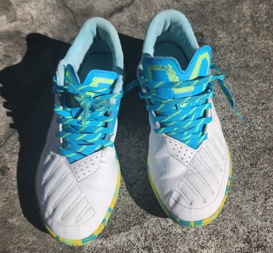 Chuteira 34/35 futsal 