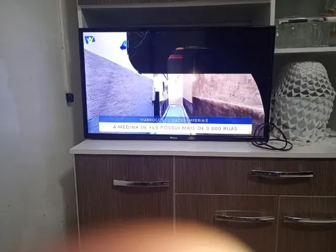 Televisor Philco nova com Tela Trincada para retirada de  peças