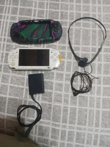 PSP Edição Especial Darth Vader (Para Consertar ou Peças), LEIA O ANÚNCIO