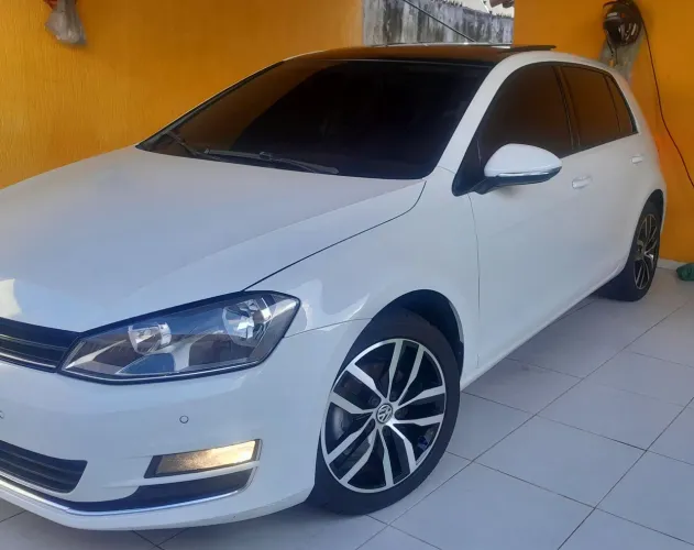 Volkswagen Golf Highline 1.4 TSI Total Flex Aut. 2017