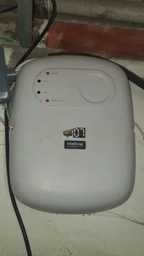 Kit cerca elétrica INTELBRAS