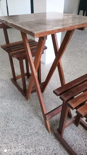 Jogo de banqueta de Massaranduba 