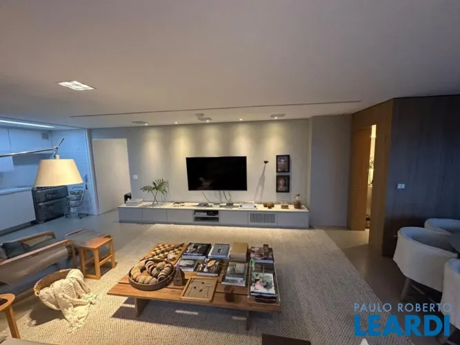 APARTAMENTO - PINHEIROS - SP