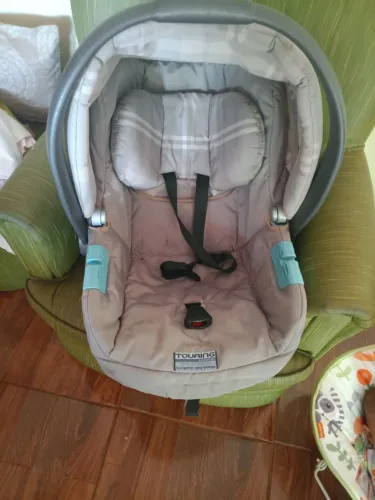 Vendo bebê conforto novinho nunca foi usado