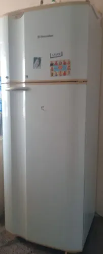 Geladeira usada bom estado