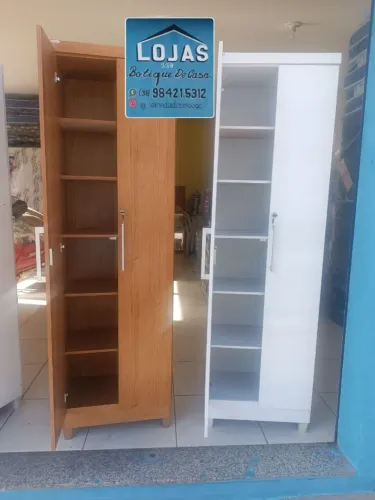 Multiusos 6 repartições com tranca na porta. 