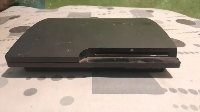 PS3 Slim + 2 Controles + Jogos | Leia a Descrição