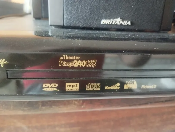 Home theater Britânia ,240W com USB .