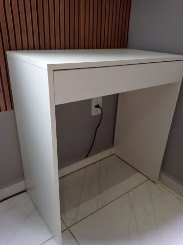 Escrivaninha projetada