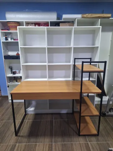 Mesa escrivaninha