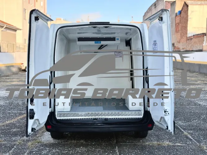 Renault Master 2.3 DCI Furgão 16V Diesel 2021