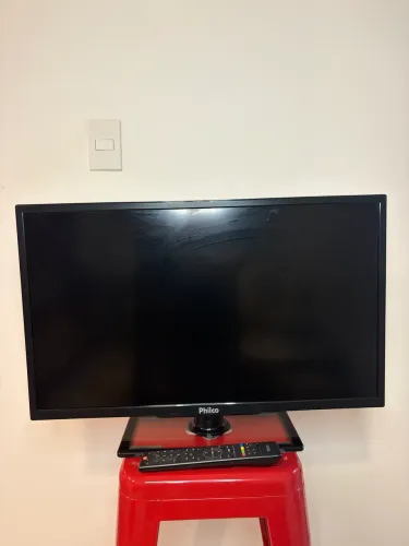 Televisão/Monitor Philco 28 polegadas LED