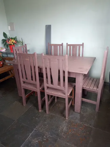 Mesa com Cadeiras