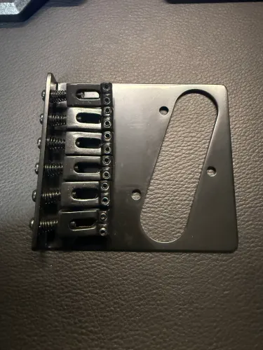Ponte Telecaster generica para guitarra. 