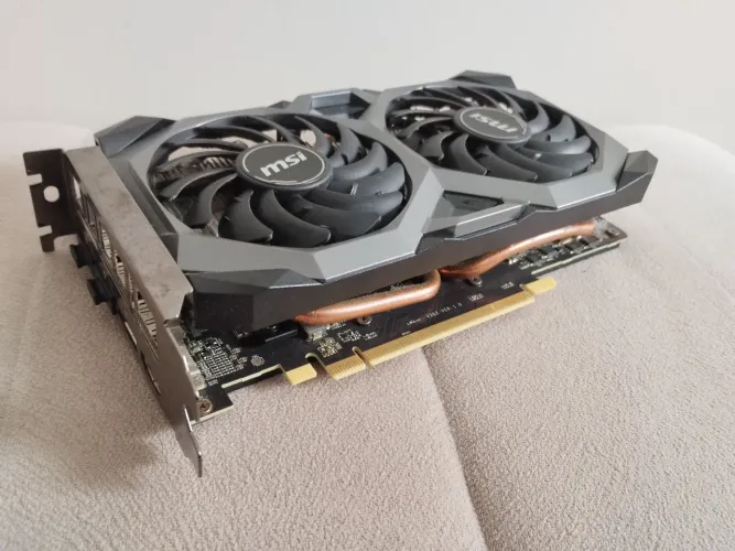 Placa de vídeo RX5500 XT OC