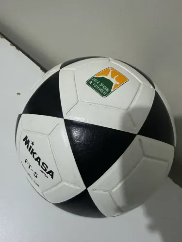 Bola de Futevôlei Mikasa Oficial 