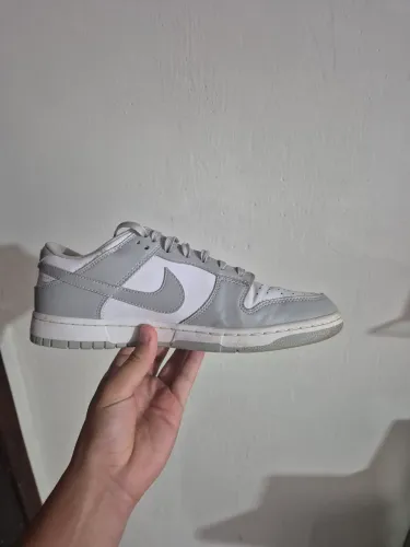 Dunk low - cinza e branco - usado