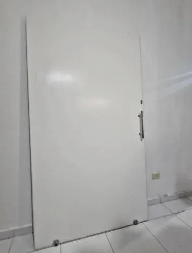 Porta para Salão com Espelho