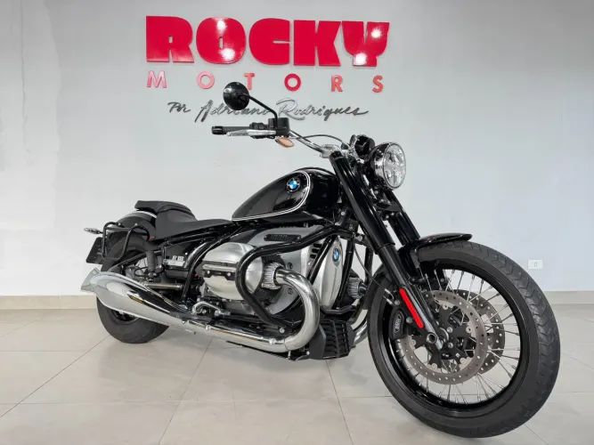 BMW R 18