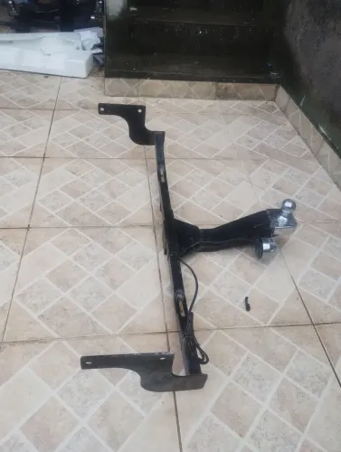 Engate reboque VW Taos 21 a 24. 