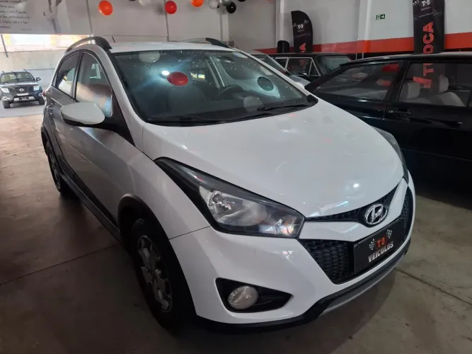 Hyundai HB20X Premium 1.6 Flex 16V Aut. 2014