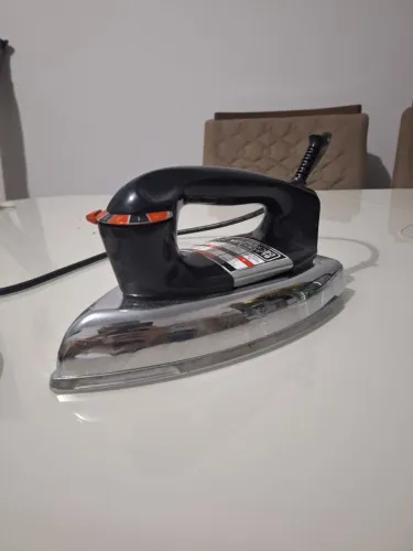 Ferro de passar roupas - Black+Decker