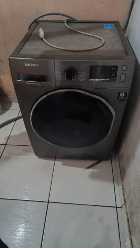 Máquina de lavar roupa