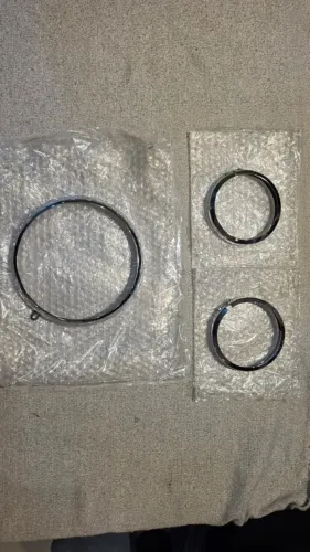 Kit Aros Cromados do Farol e Faróis Auxiliares - Harley-Davidson FLSTN Deluxe
