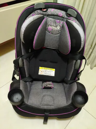 Cadeirinha infantil par carro menina