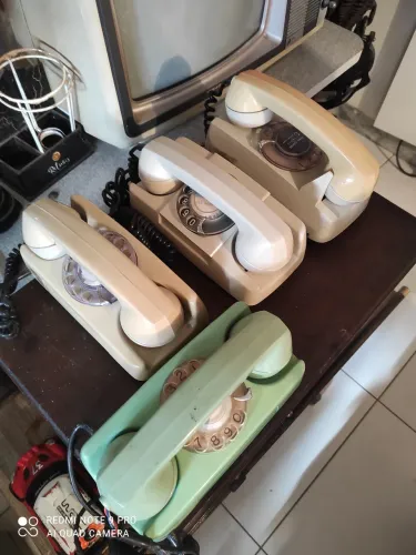 Telefones antigos para coleção: