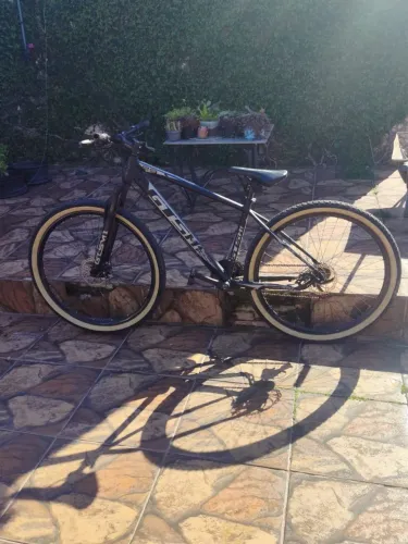 Bicicleta aro 29 usada GTSM1