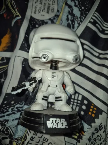 Funko Pop! stormtrooper sem caixa