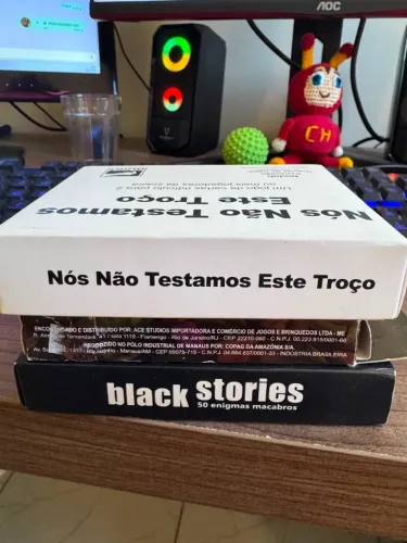 Combo Cardgames Black stories + Encantados + Não testamos esse troço