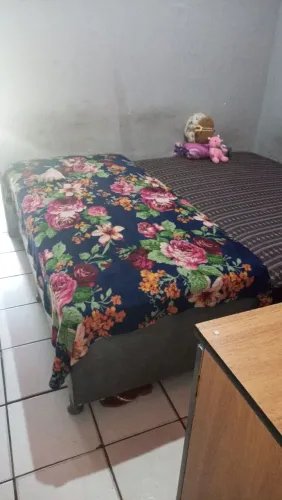 Geladeira fogã mesa cama cadeira armário combina sofá geladeira