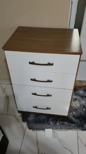 Vendo kit cômoda e armário aéreo 